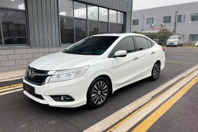 Used Honda Crider 2015 1.8L automatic luxury edition