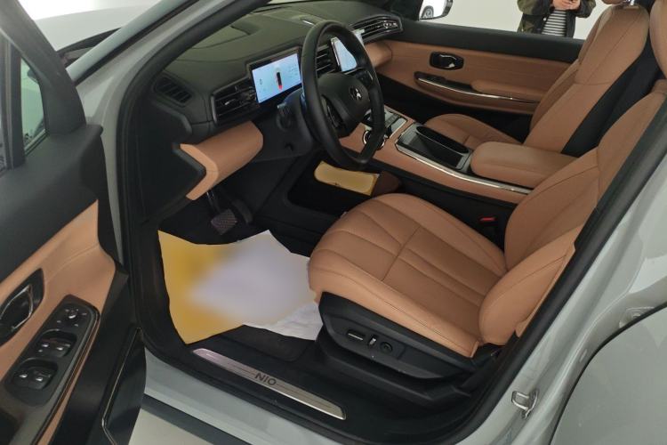 Used Nio ES8 2020 415 km Range 6-Seater Version
