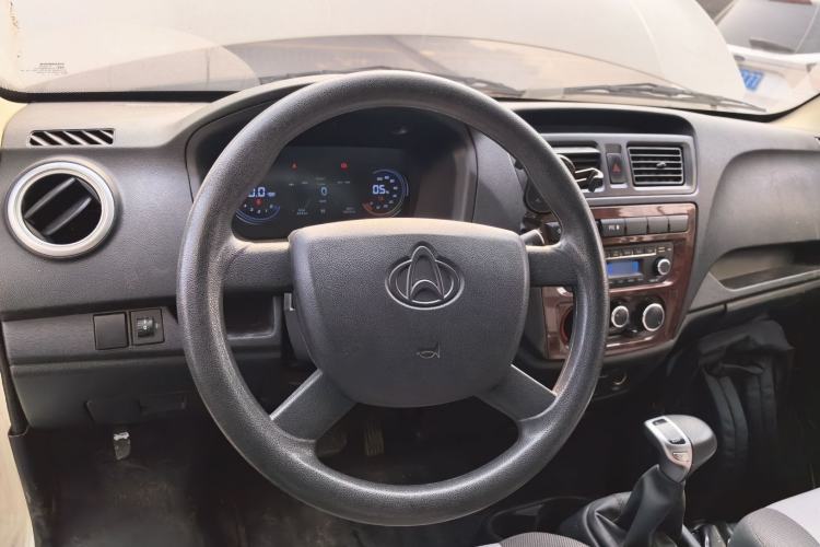 Used Chana Ruixing EM60 2023 Pure Electric Van 4525 mm Long Flat Roof with Back-Hinged Doors 2 Seats 60 kW 38.7 kWh
