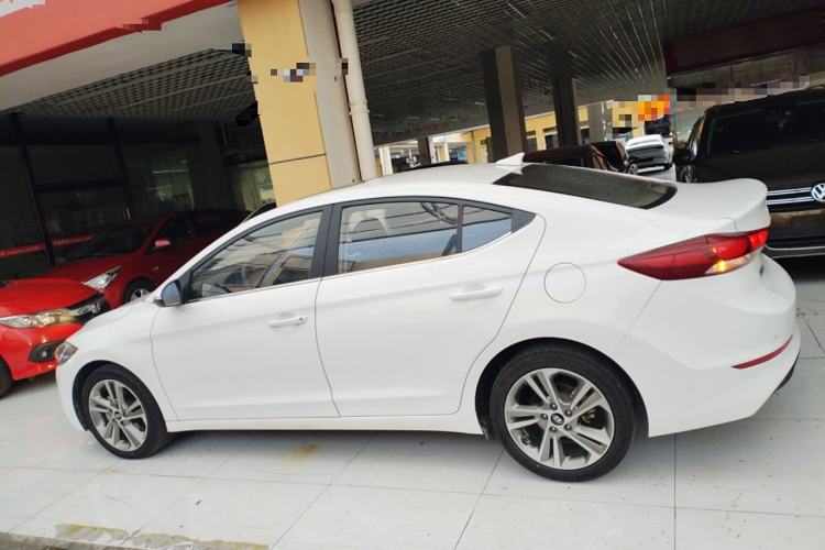 Used Hyundai Elantra 2016 1.6L Automatic ZhiXuan – Elite Version
