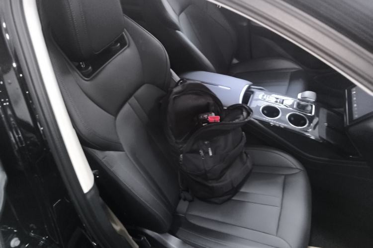 Used Hongqi HS3 PHEV 2024 PHEV 115km Jingwei Edition
