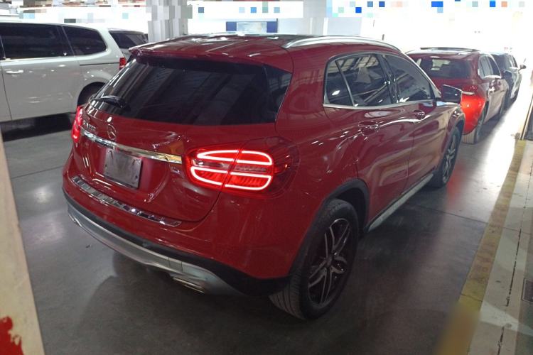 Used Mercedes-Benz GLA 2015 GLA 200 Fashion Model
