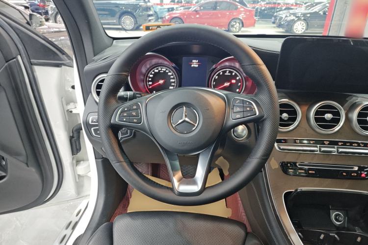 Used Mercedes-Benz GLC 2018 GLC 300 4MATIC Sport Edition
