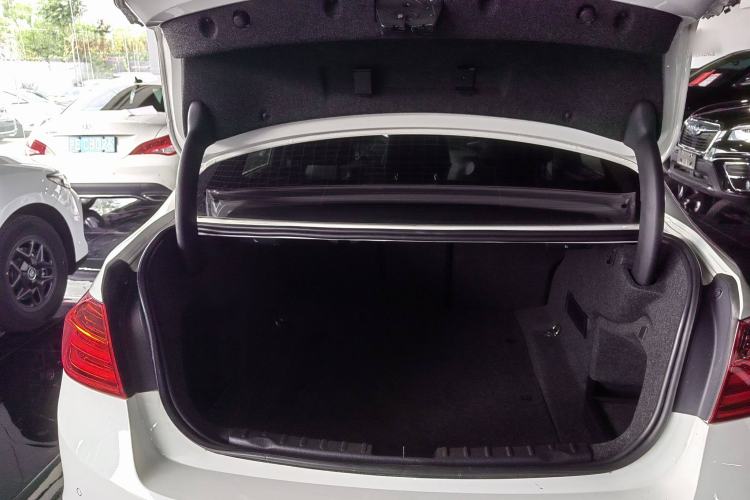 Used BMW 3 Series 2015 320Li Luxury Edition Fashion Model