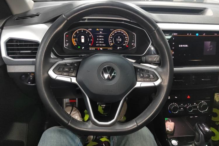 Used Volkswagen Tacqua 2021 280TSI DSG R-Line Smart Connectivity Version