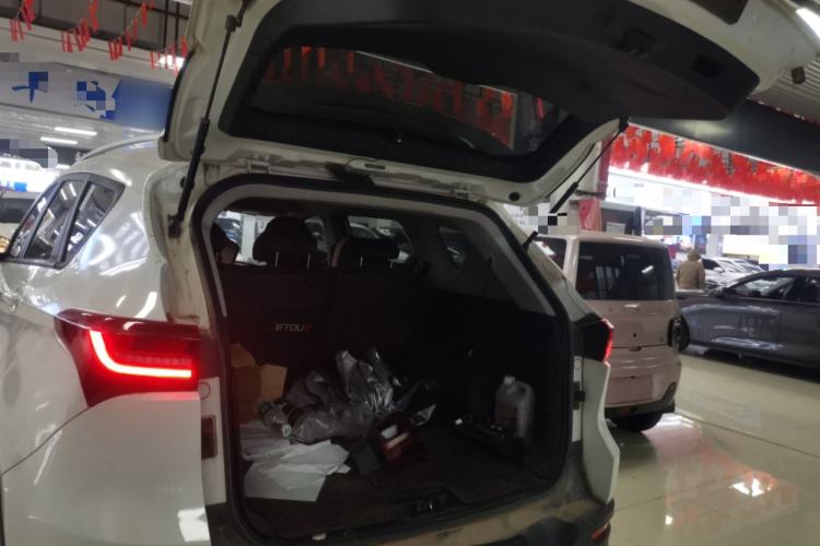 Used JETOUR X70M 2021 1.5T DCT Luxury Partner Model 7 Seats