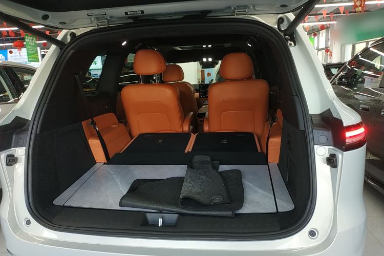 Used Deepal S09 2025 Four-Wheel Drive Ultra+ Custom Edition
