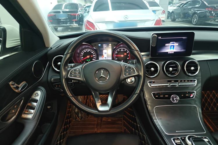 Used Mercedes-Benz C-Class 2017 Restyled C 180 L Fashion Edition Sport Version
