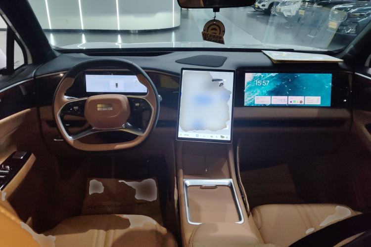 Used  L7 2025 EM-i 115km Exploration+ Edition