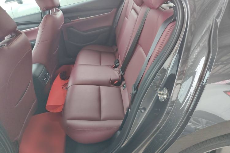 Used Mazda Mazda 3 Axela 2023 2.0L Automatic ZhiXuan Edition
