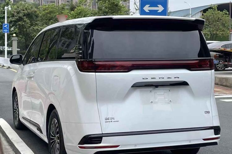 Used Denza D9 2022 DM-i 970 Four-Wheel Drive Flagship Model