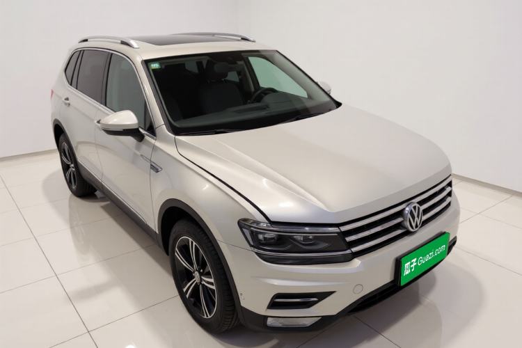 Used Volkswagen Tiguan L 2017 330TSI Automatic Two-Wheel Drive Flagship Edition
