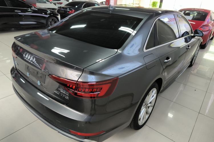 Used Audi A4L 2019 40 TFSI Fashion Edition China VI Emission Standard
