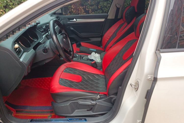 Used Volkswagen Lamando 2018 230TSI DSG Fashion Edition
