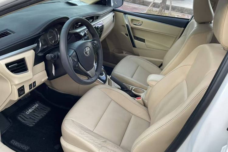 Used Toyota Corolla 2016 Dual-Engine 1.8L E-CVT Elite Edition
