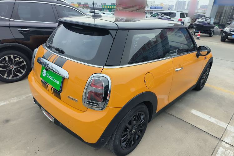 Used  MINI 2016 1.5T COOPER
