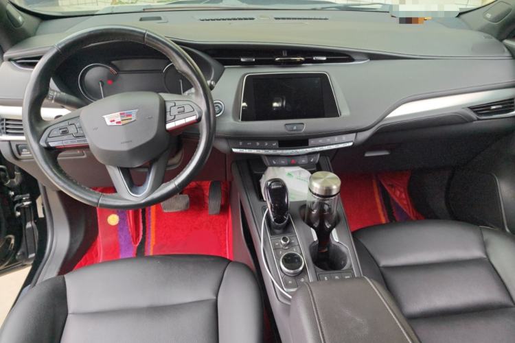 Used Cadillac XT4 2022 28T Two-Wheel-Drive Luxury Version
