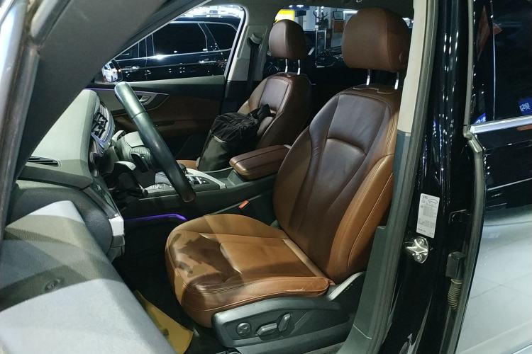 Used Audi Q7 2018 45 TFSI Technology Edition
