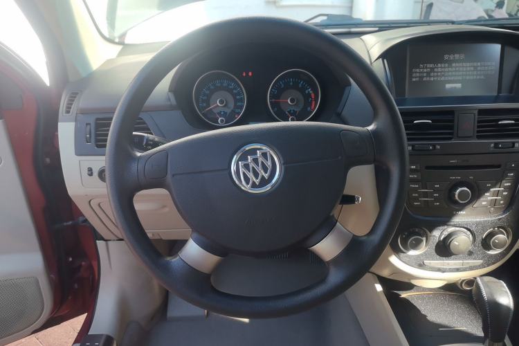 Used Buick Excelle 2015 1.5L Automatic Classic Model
