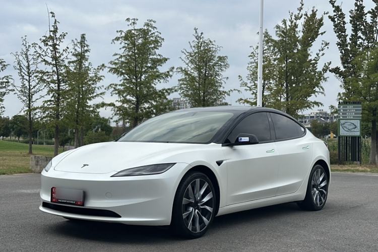Used Tesla Model 3 2023 Rear-Wheel-Drive Version
