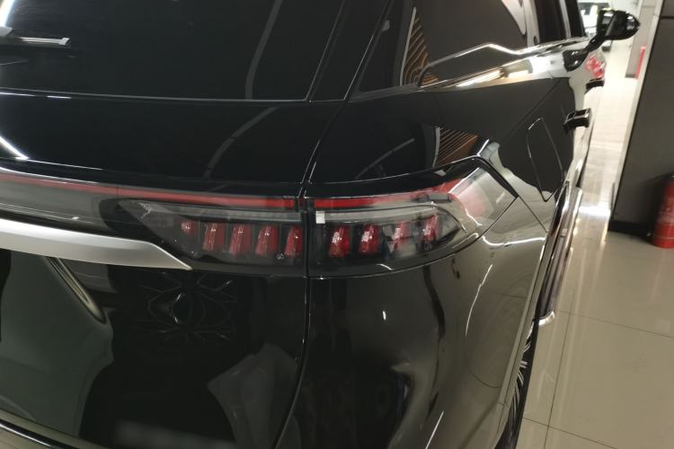 Used Chery Tiggo 9 2025 2.0T Dual-Clutch Two-Wheel Drive Comfort Edition 5 Seats
