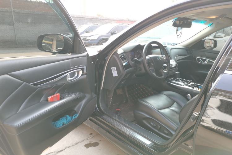 Used Infiniti Q70 2017 Q70L 2.5L Elite Edition