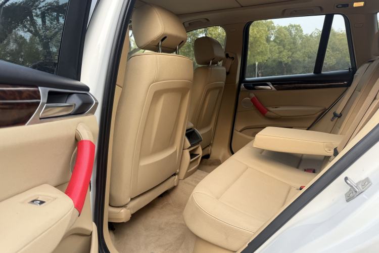 Used BMW X3 2016 sDrive20i
