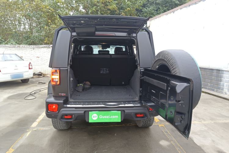 Used BAIC Off-Road BJ40 2023 2.0D Automatic Four-Wheel Drive Blade Hero Edition Adventurer Type