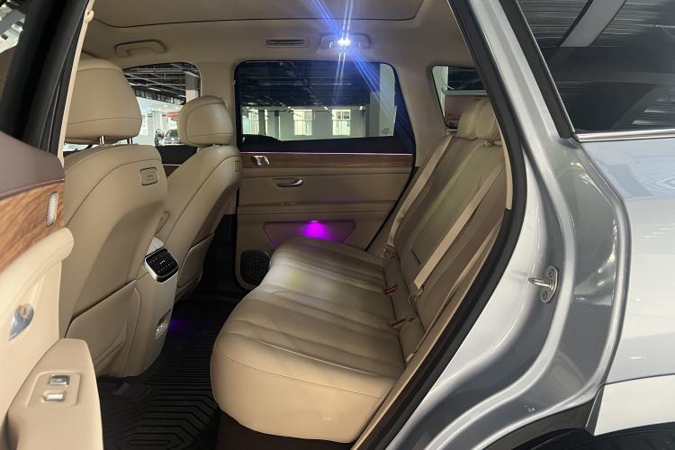 Used Hima AITO M7 2024 1.5T Rear-Drive Plus Version 5 Seats
