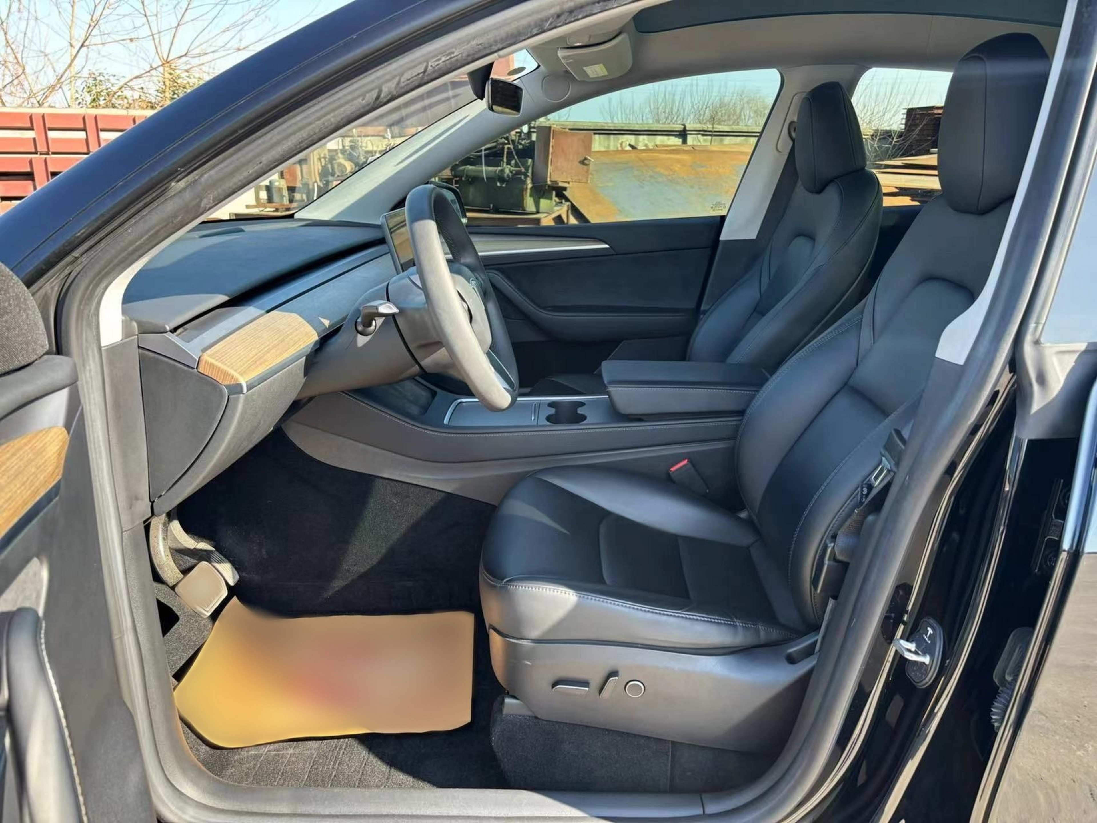 Переднее сиденье в автомобиле