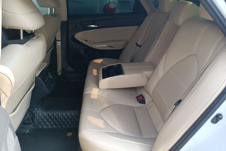 Used Toyota Avalon 2019 2.0L Luxury Edition China VI Standard