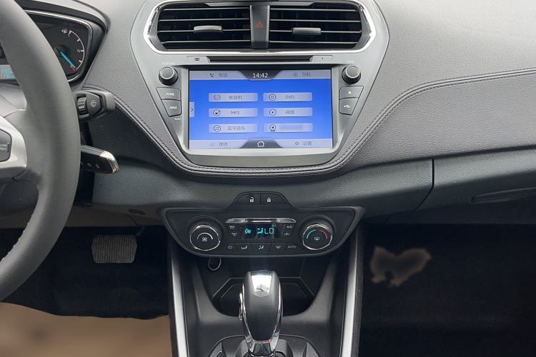 Used Ford Escort 2015 1.5L Automatic Fashion Model
