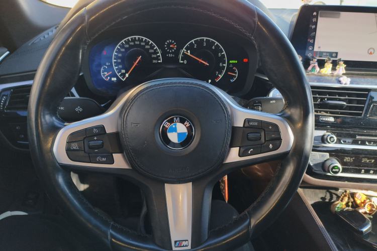 Used BMW 5 Series 2019 525Li M Sport Package
