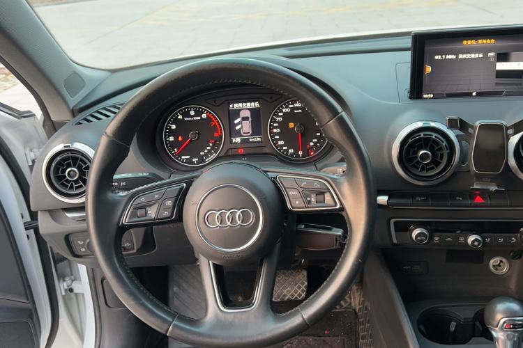 Used Audi A3 2019 Sportback 35 TFSI Fashion Edition China VI Emission Standard