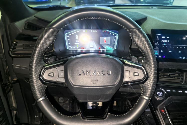 Used Lynk & Co 06 2020 1.5T JinPro model
