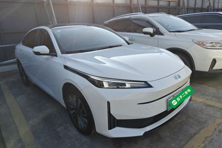 Used  A05 2024 70 Air
