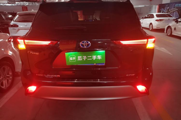 Used Toyota Highlander 2022 Dual-Engine 2.5L Four-Wheel Drive Prestige Version 7 Seats