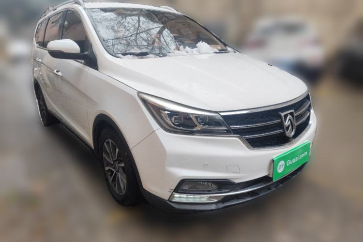 Used Baojun 730 2017 1.5T Manual Prestige Version 7 Seats
