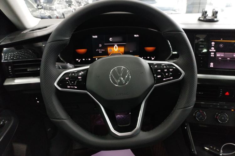 Used Volkswagen Passat 2022 280TSI Business Edition
