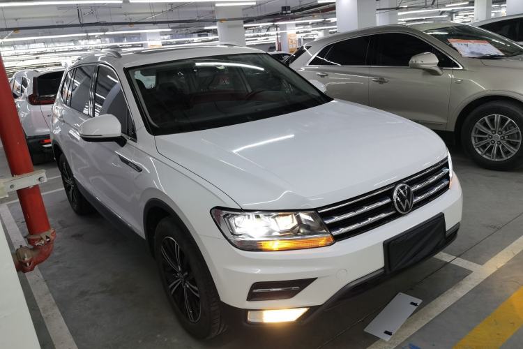 Used Volkswagen Tiguan L 2020 330TSI Automatic Two-Wheel Drive Panoramic Comfort Edition China VI Standard