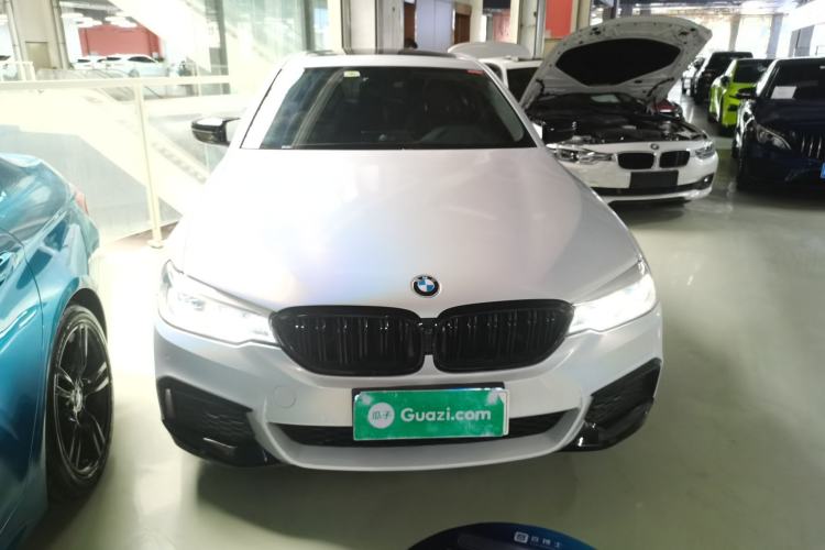 Used BMW 5 Series 2019 525Li Luxury Package
