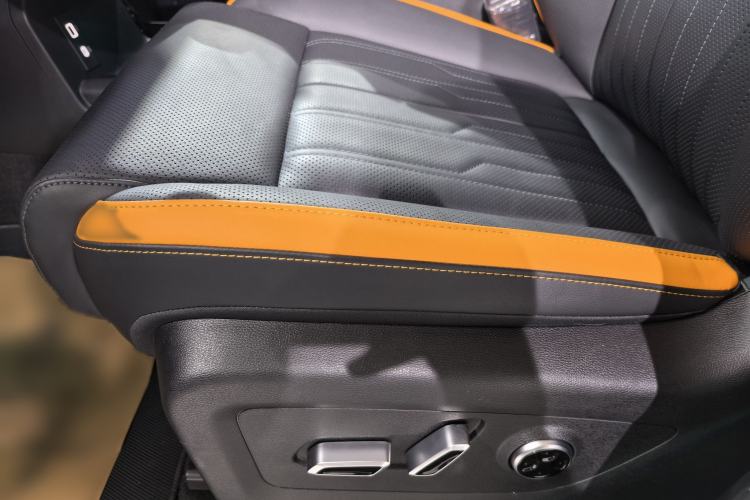 Used Beijing Auto BJ40 Electric Drive 2025 Advanced Edition