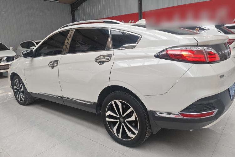 Used Venucia T90 2018 2.0L CVT Smart Connect Fashion Edition China VI Standard
