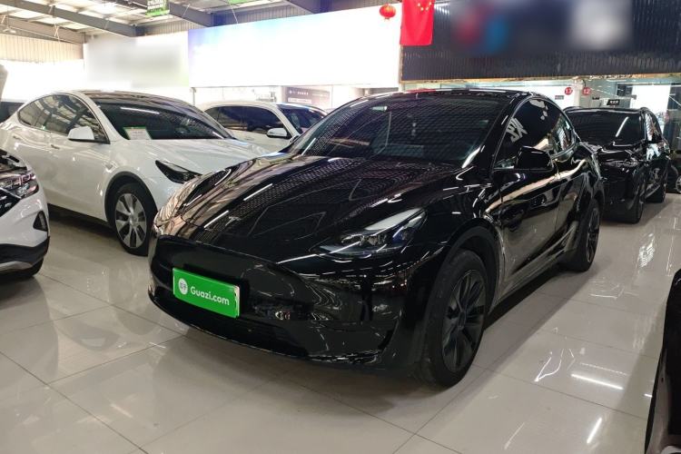 Used Tesla Model Y 2023 Rear-Wheel-Drive Version

