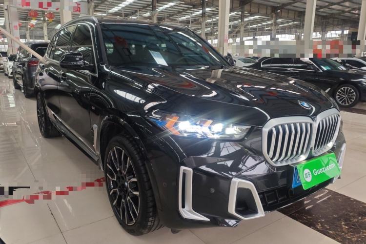 Used BMW X5 2023 xDrive 40Li M Sport Package
