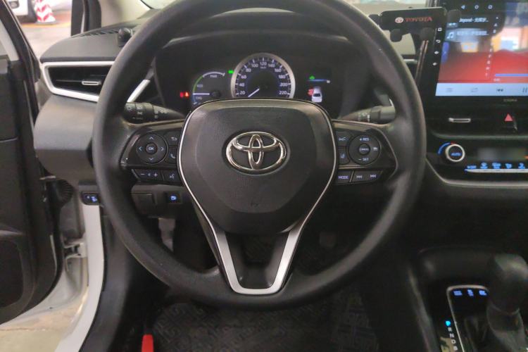 Used Toyota Corolla 2021 Dual-Motor 1.8L E-CVT Elite Edition
