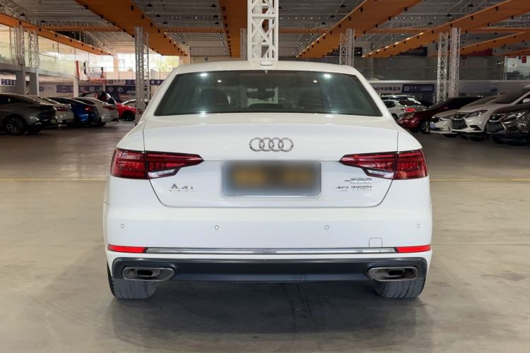 Used Audi A4L 2019 40 TFSI Ambition China VI