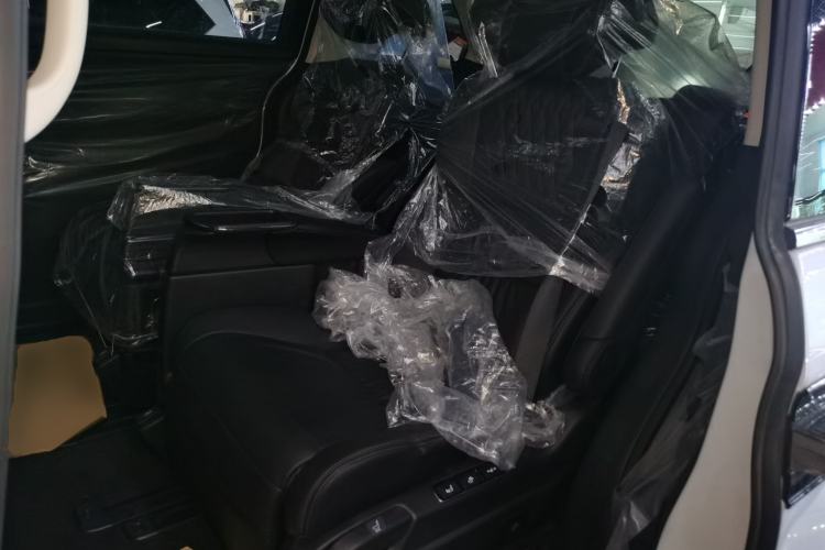 Used Honda Elysion 2024 2.0L eHEV Luxury Edition