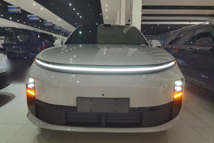 Used Li Auto L6 2025 Pro Smart Refresh Edition
