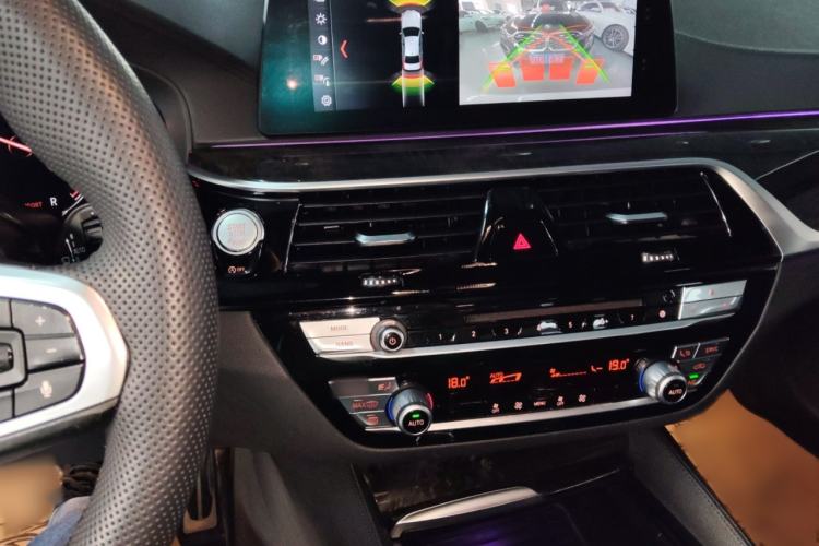 Used BMW 5 Series 2018 525Li M Sport Package
